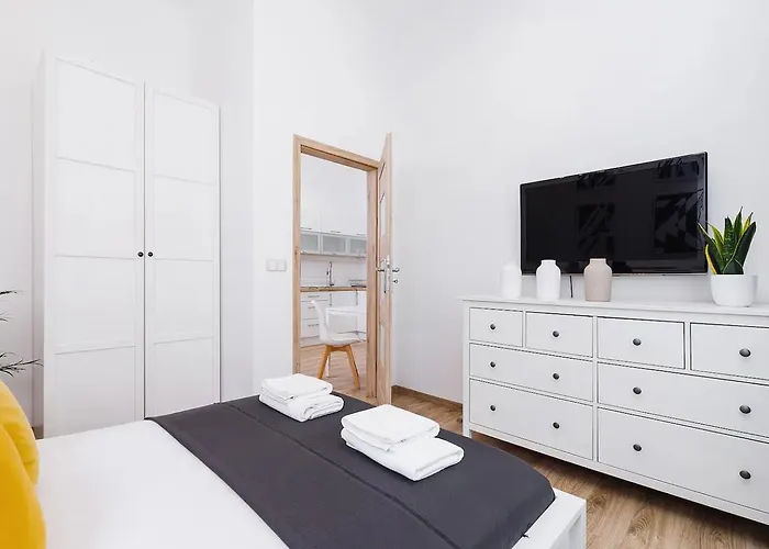 Two-Bedroom Apartment - Old Town